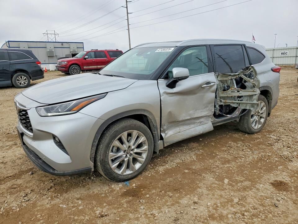 2023 TOYOTA Highlander