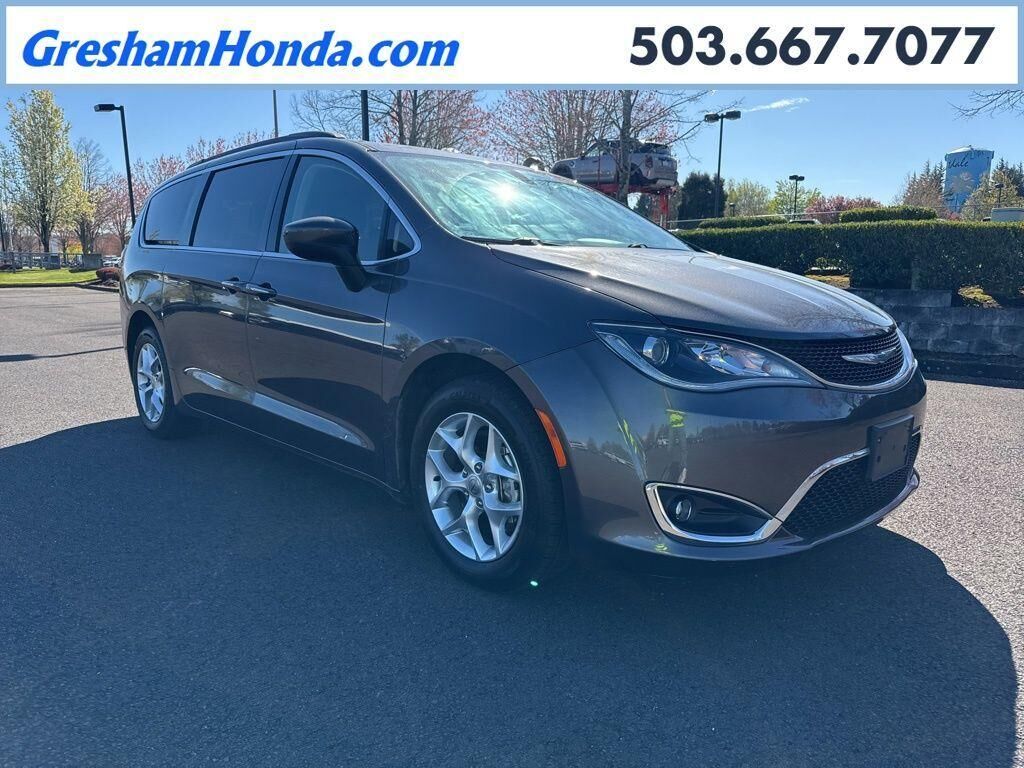 2017 CHRYSLER Pacifica