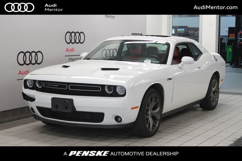 2017 DODGE Challenger