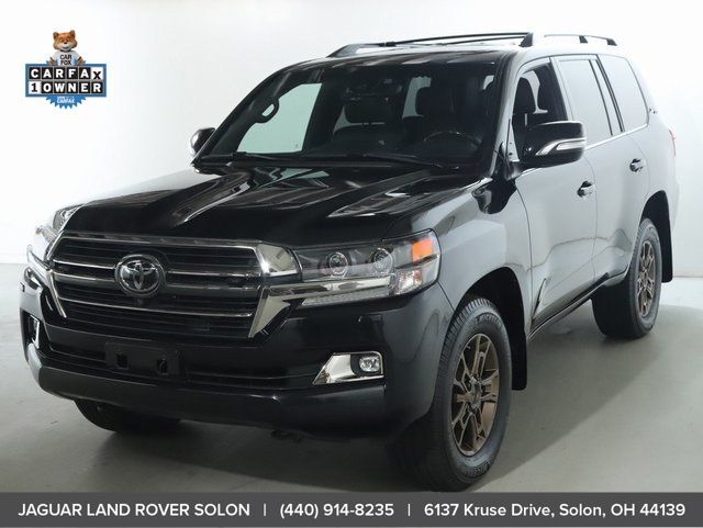 2020 TOYOTA Land Cruiser