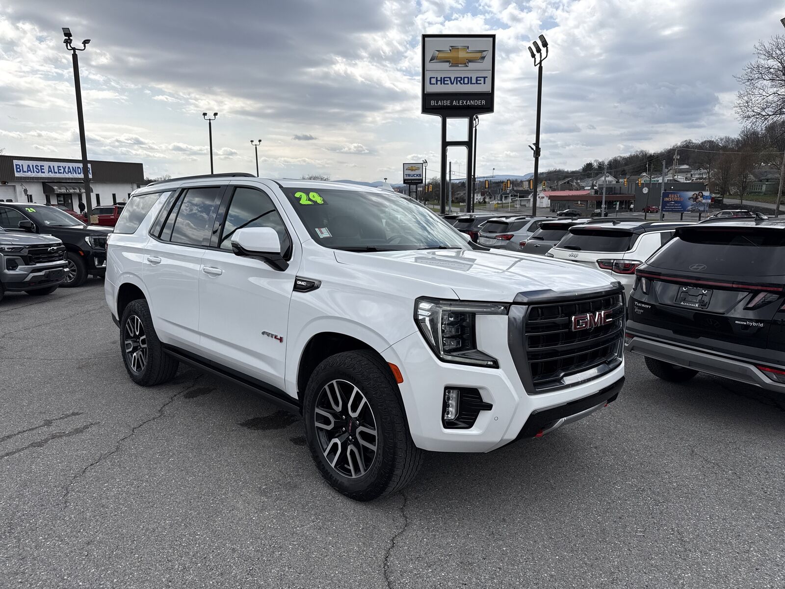 2024 GMC Yukon