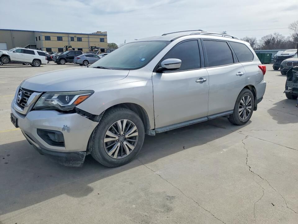 2018 NISSAN Pathfinder