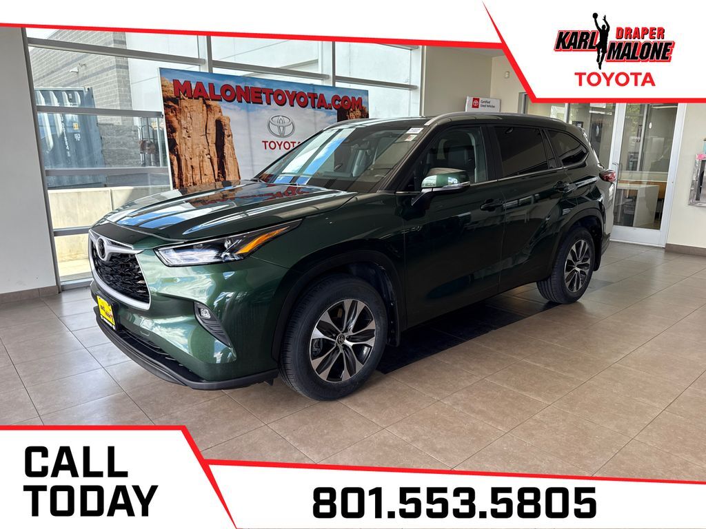 2023 TOYOTA Highlander