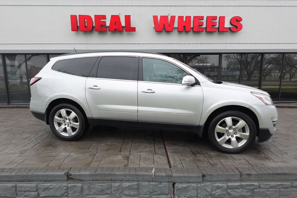 2017 CHEVROLET Traverse