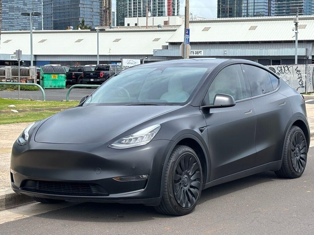 2022 TESLA Model Y