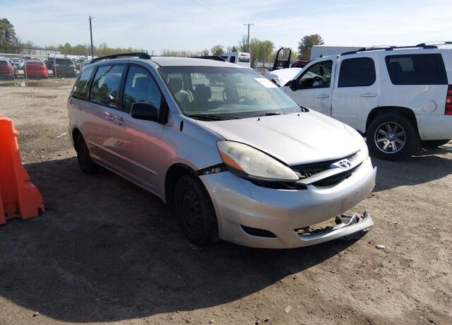 2009 TOYOTA Sienna