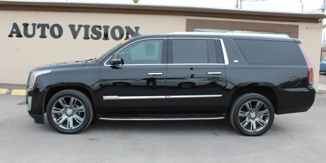 2018 CADILLAC Escalade ESV