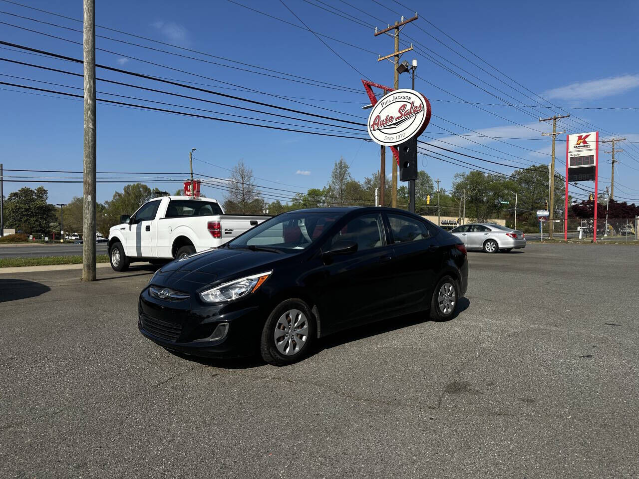 2017 HYUNDAI Accent