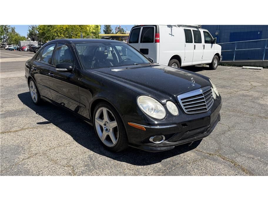 2009 MERCEDES-BENZ E-Class