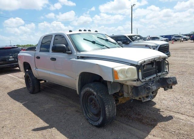2006 DODGE Dakota