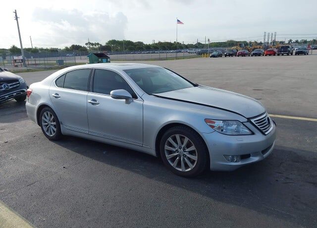 2012 LEXUS LS