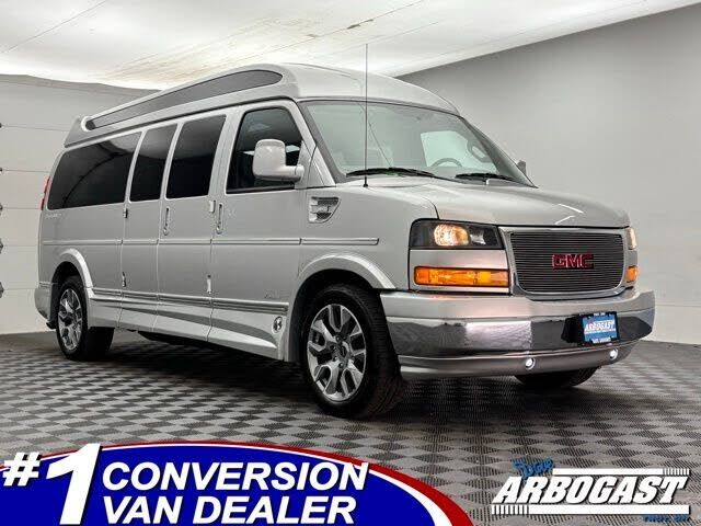 2022 GMC Savana