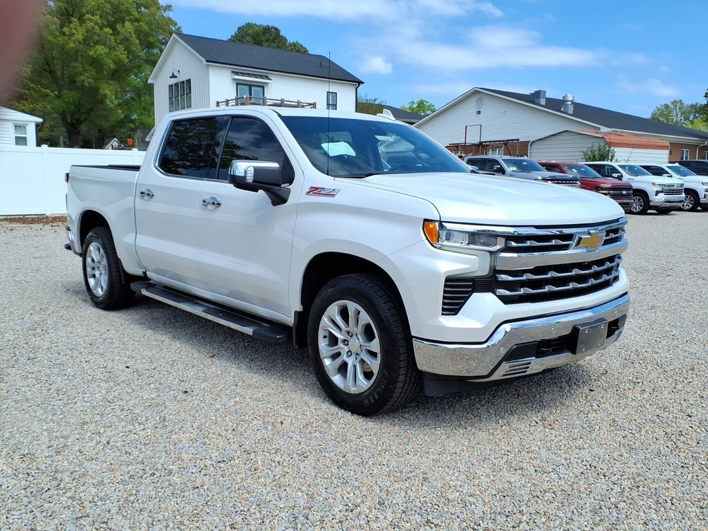 2023 CHEVROLET Silverado