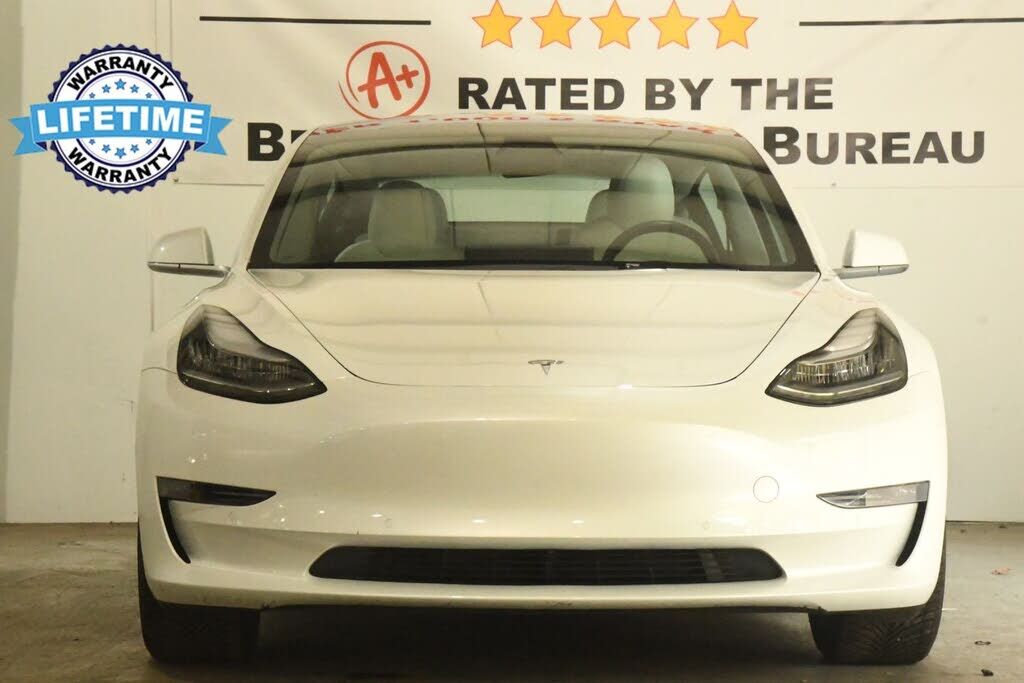 2019 TESLA Model 3