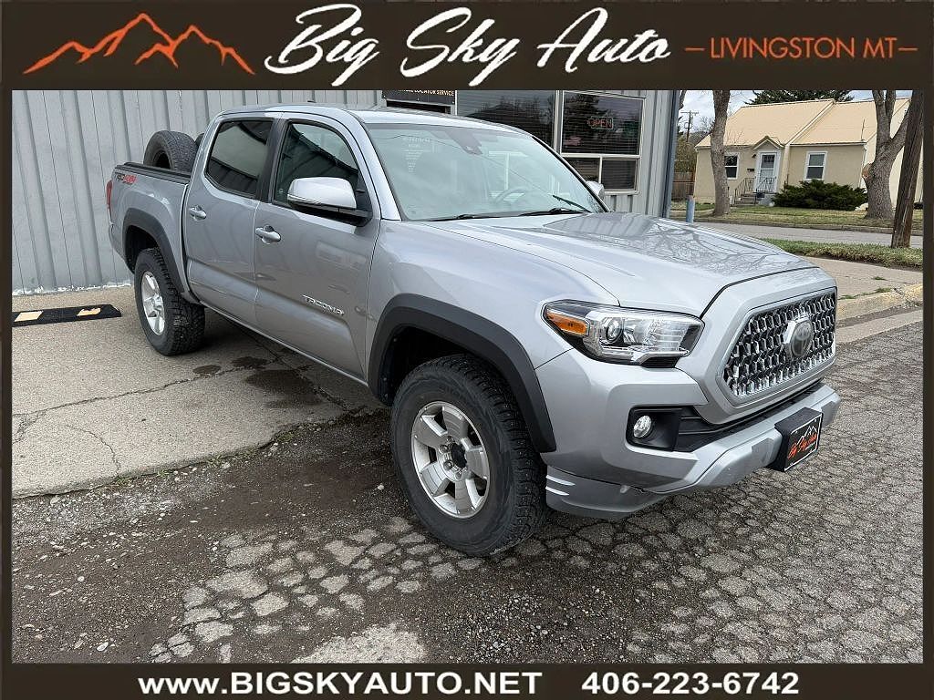 2019 TOYOTA Tacoma