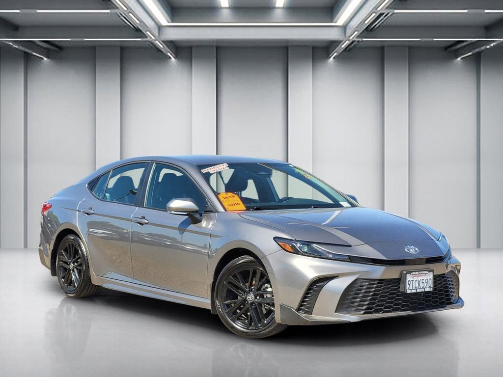 2025 TOYOTA Camry