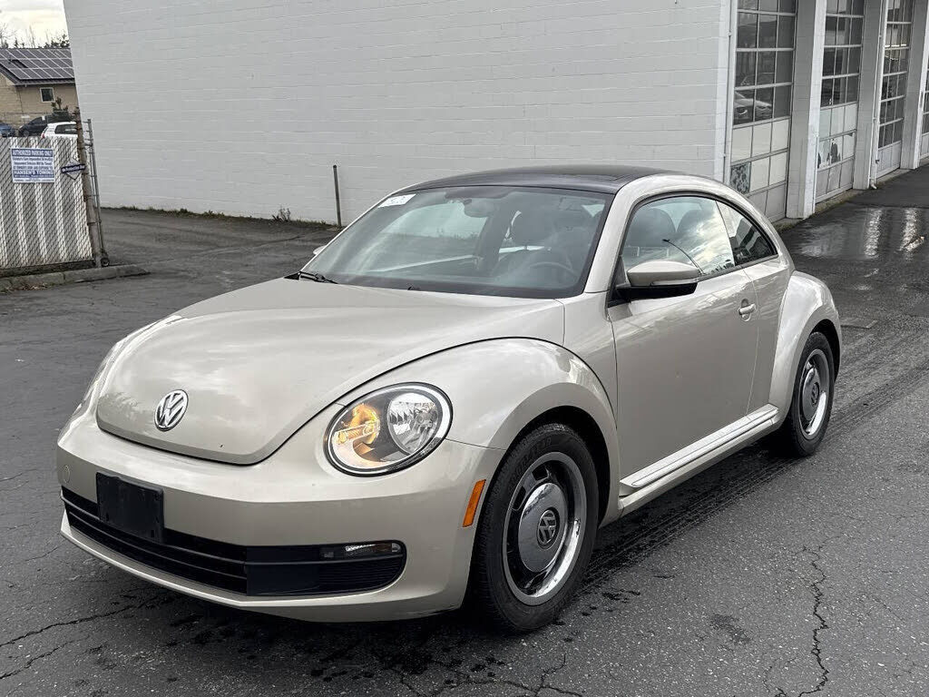 2012 VOLKSWAGEN Beetle