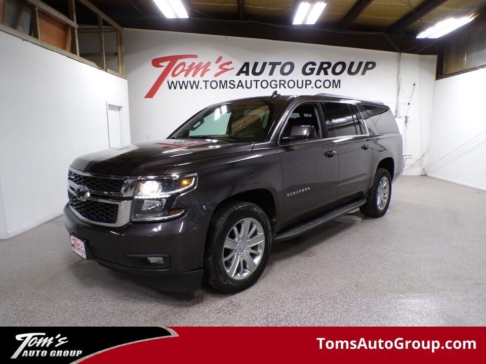 2017 CHEVROLET Suburban