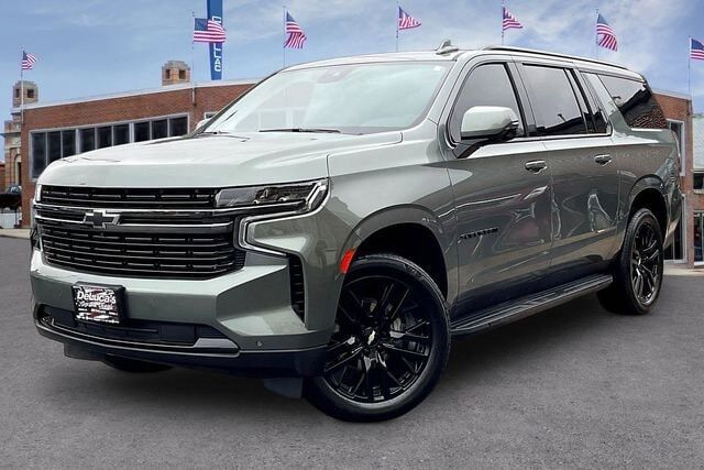 2023 CHEVROLET Suburban