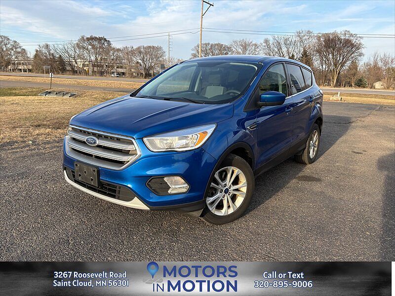 2017 FORD Escape