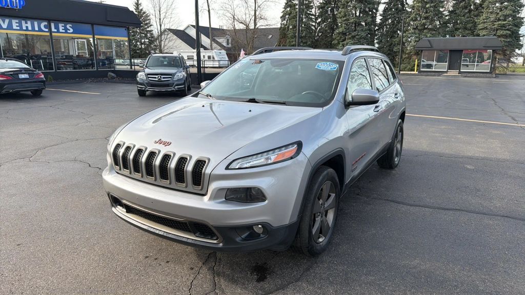 2016 JEEP Cherokee