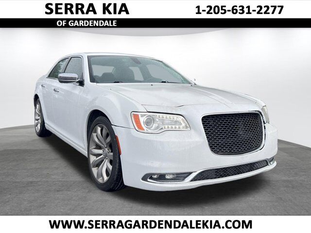 2019 CHRYSLER 300