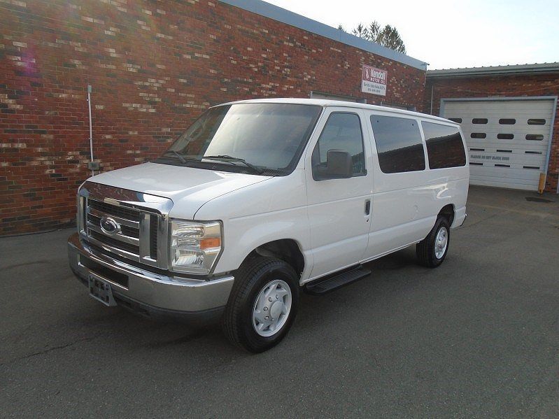 2008 FORD E-350