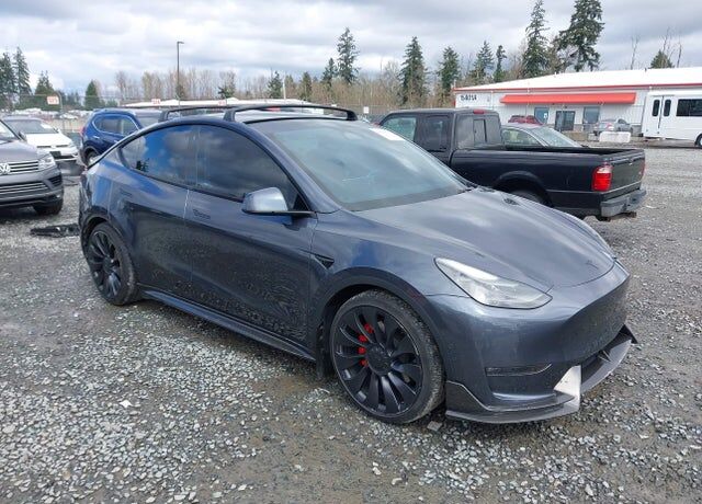 2022 TESLA Model Y