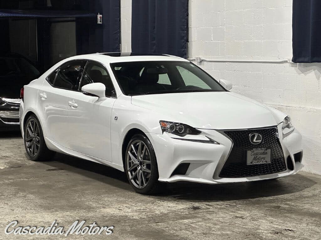 2015 LEXUS IS