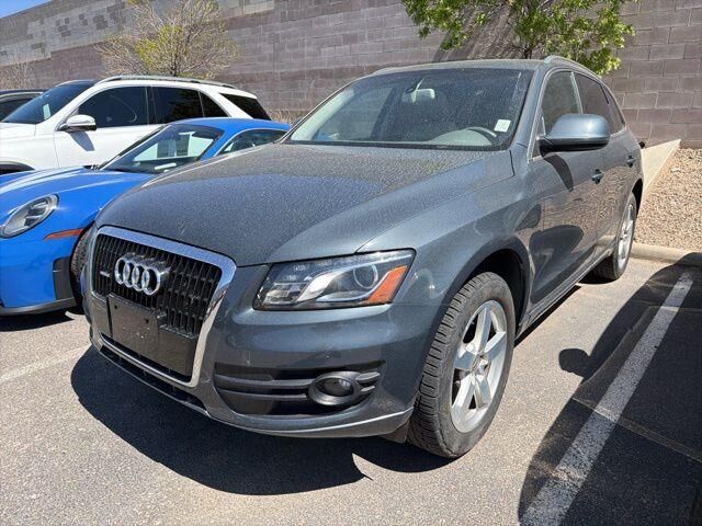 2010 AUDI Q5
