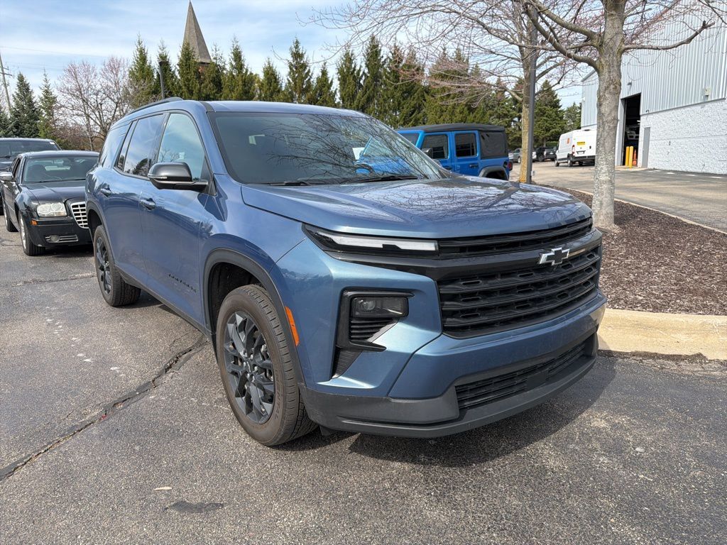 2024 CHEVROLET Traverse