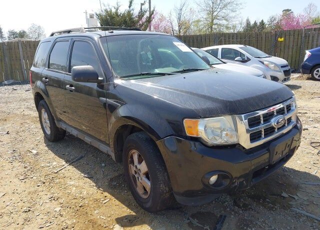 2011 FORD Escape
