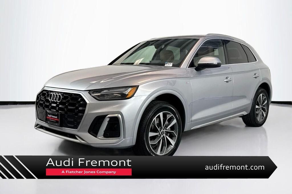 2022 AUDI Q5
