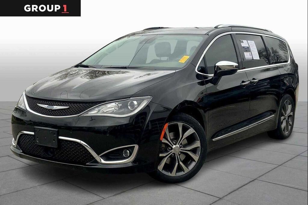 2017 CHRYSLER Pacifica