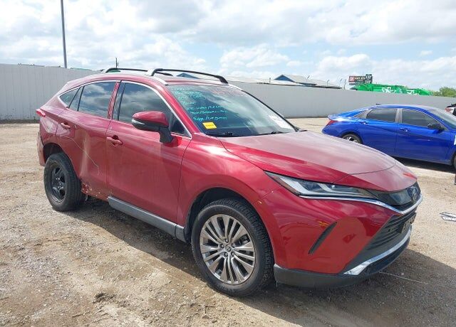 2022 TOYOTA Venza