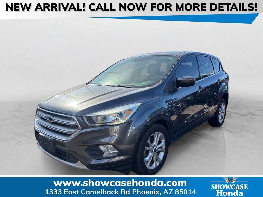 2017 FORD Escape