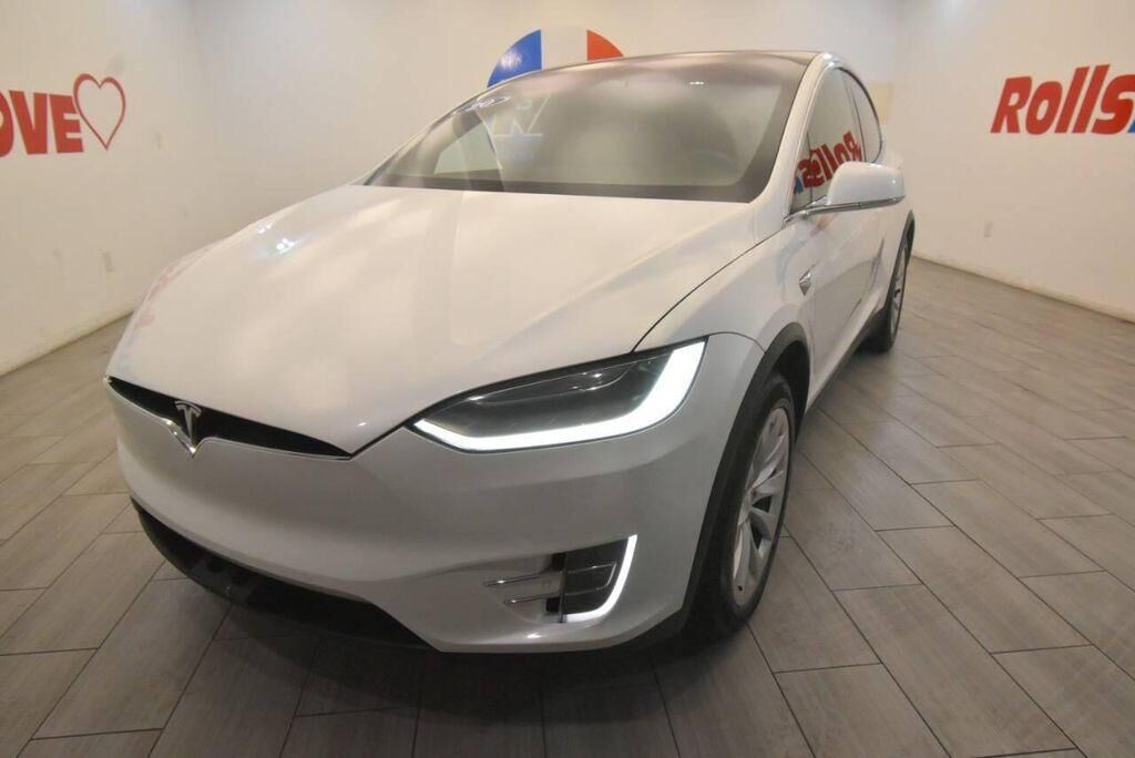 2020 TESLA Model X