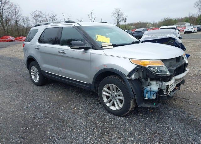 2011 FORD Explorer