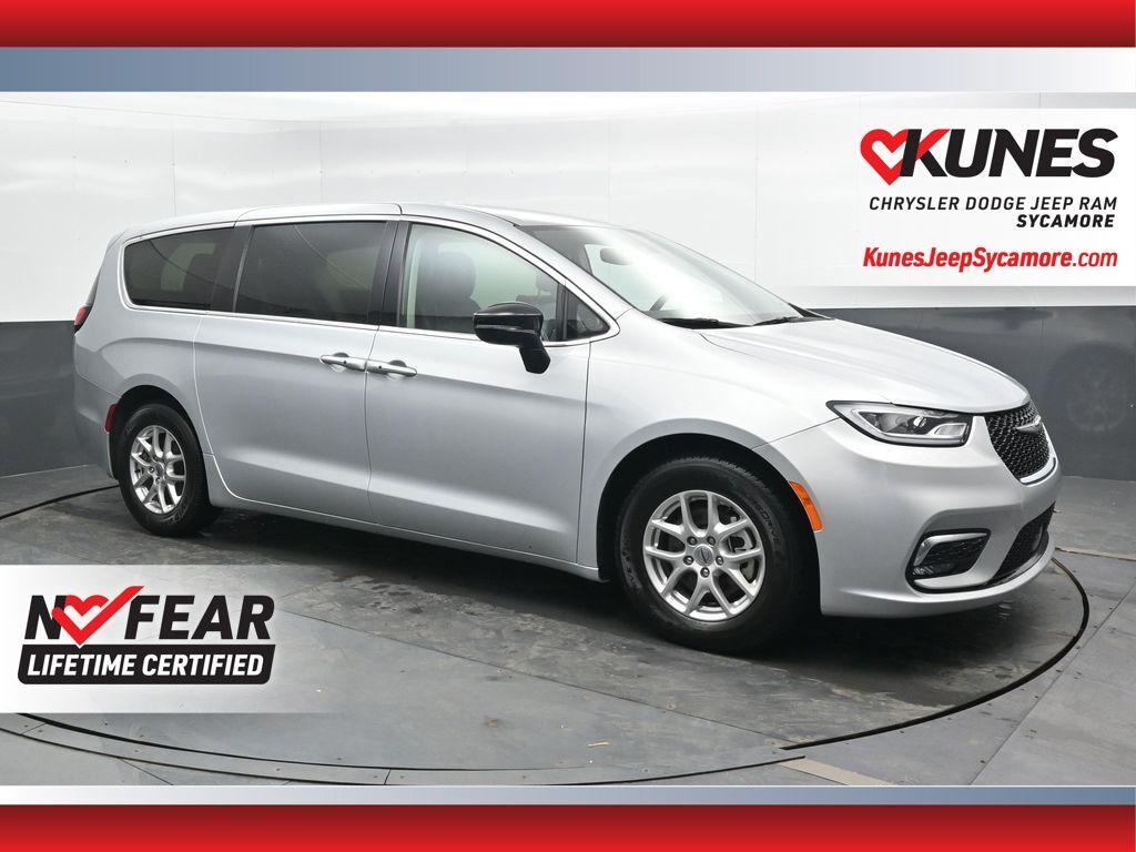 2024 CHRYSLER Pacifica