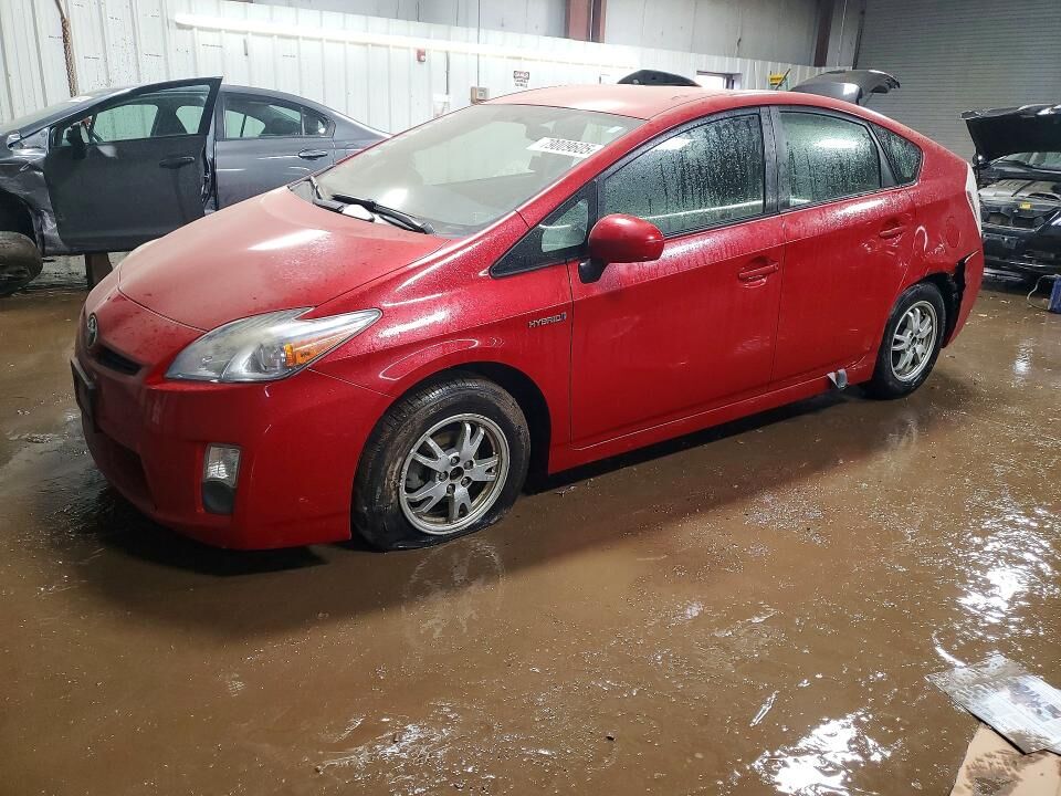 2011 TOYOTA PRIUS