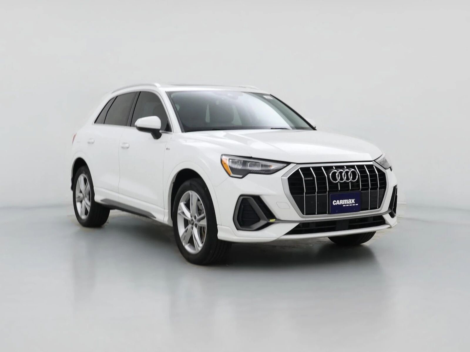 2022 AUDI Q3