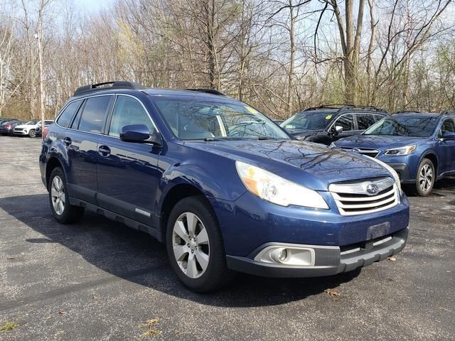 2010 SUBARU Outback