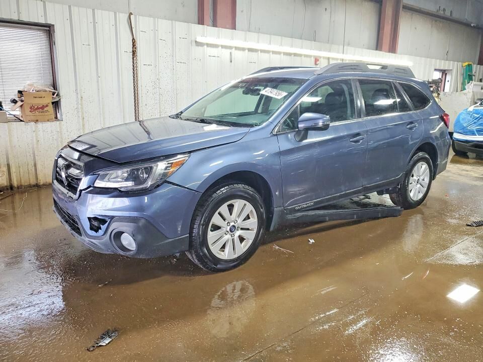 2018 SUBARU Outback