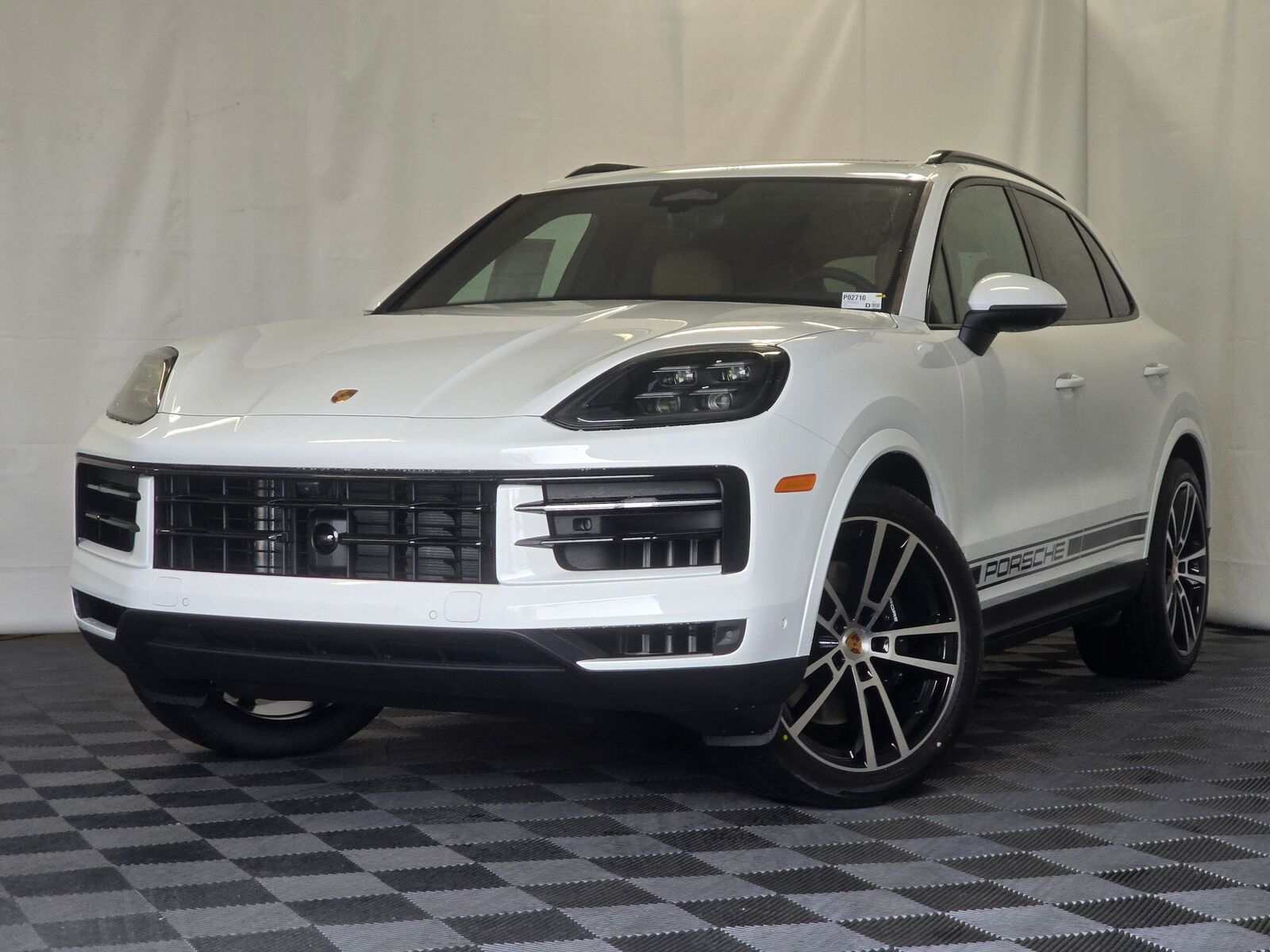2026 PORSCHE Cayenne