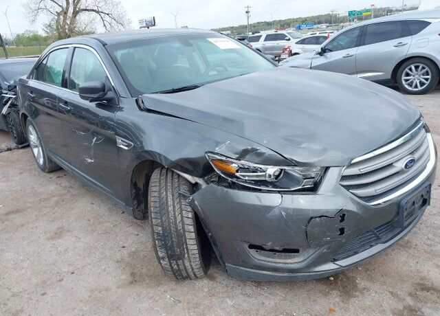 2016 FORD Taurus
