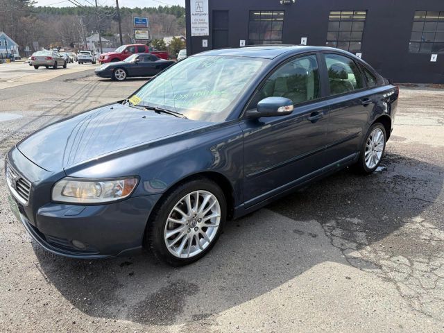 2010 VOLVO S40