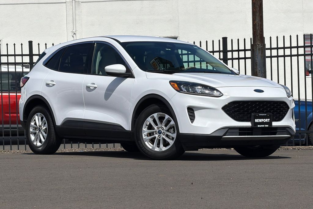 2020 FORD Escape