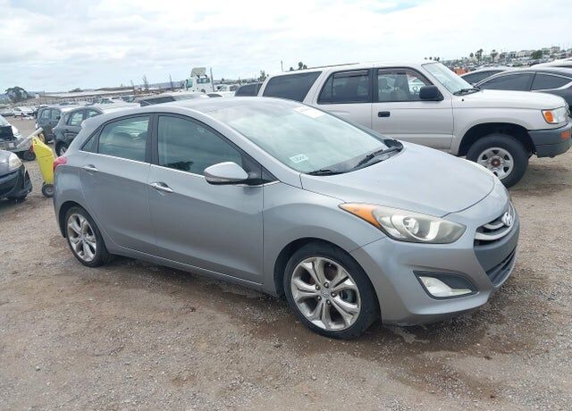 2014 HYUNDAI Elantra