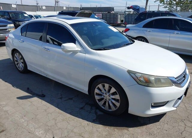 2013 HONDA Accord