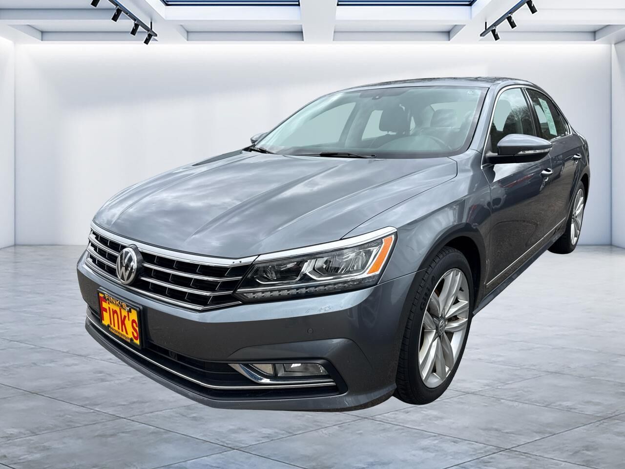 2017 VOLKSWAGEN Passat